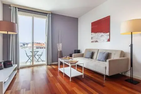Wonderful 2-bd With Balcony Plaza Cataluna Apartment